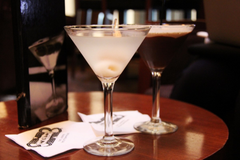 brasserie-PEILLON-min_martini_bar_lychee_chocolate_alcohol_liquor_happy_hour_happy-910161